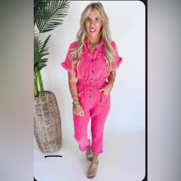 White Birch 1X pink texture, short sleeve pocket buttons jumpsuit - Picture 1 of 12